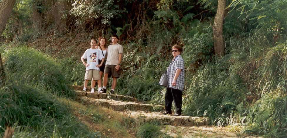 ATAJO PARA SUBIR DESDE LOS APARTAMENTOS A SUANCES