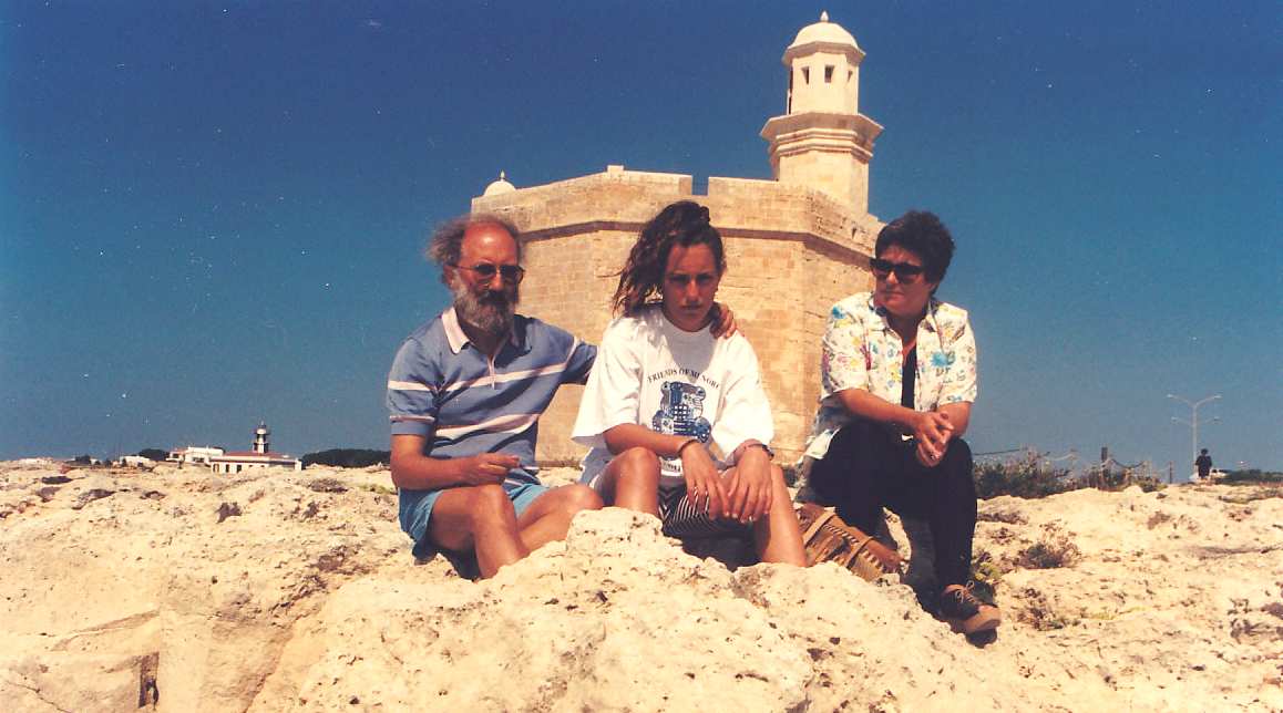 CIUTADELLA. DOLORS, ALANA Y DANIEL