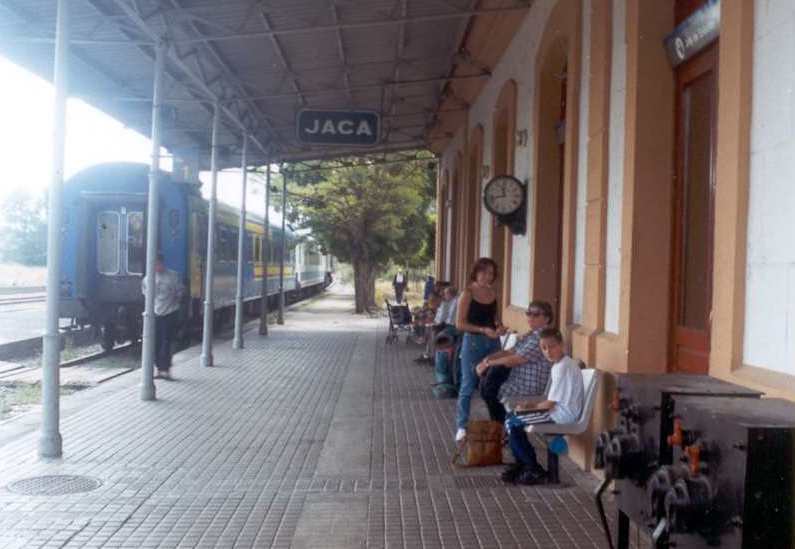 EN LA ESTACION DE JACA