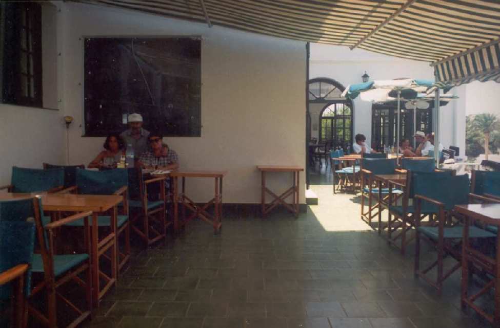 LAS PAELLAS EN CALA SANTANDRIA. MENORCA