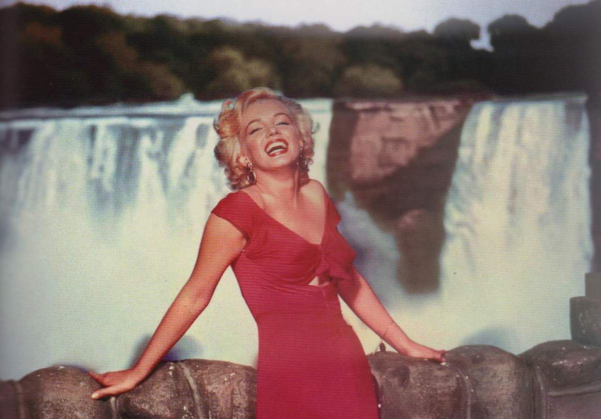 MARILYN MONROE