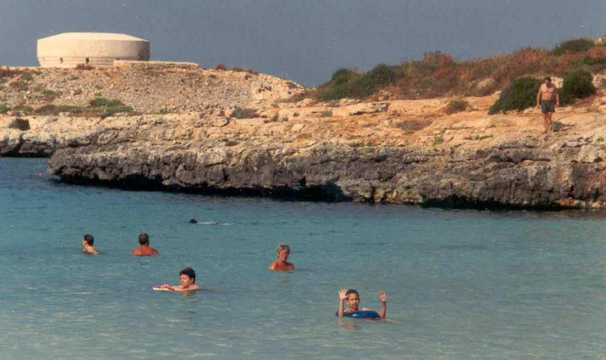 EN SA CALETA. MENORCA