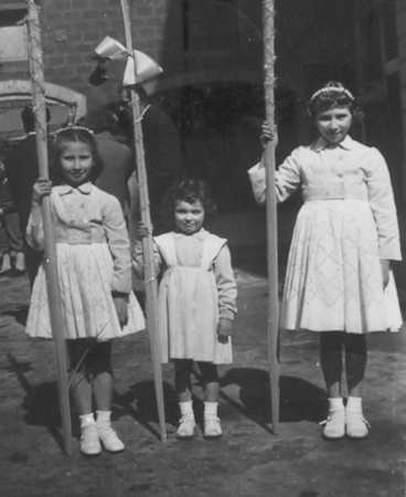 DOLORS PEQUE&Nrilde;ITA