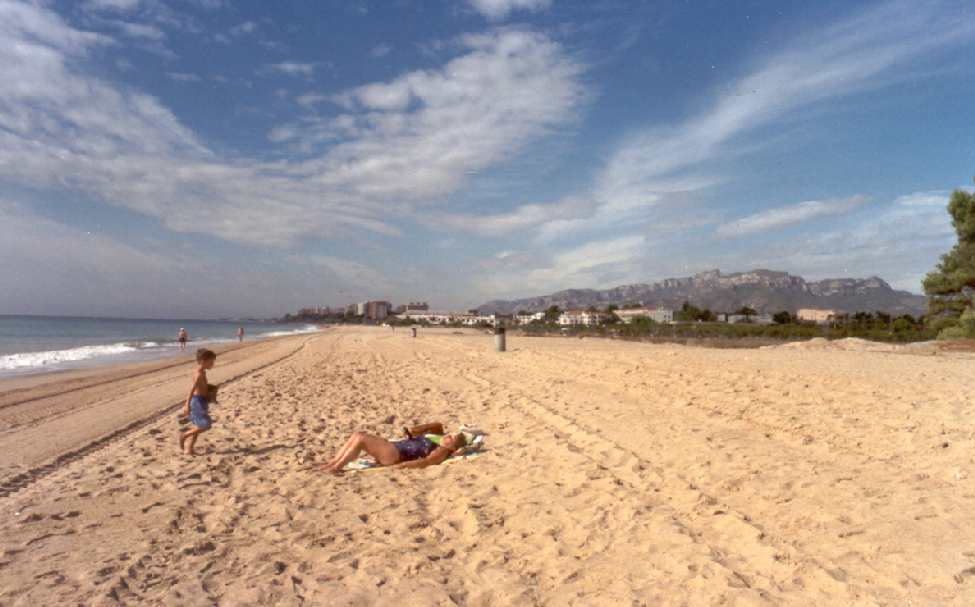 EN RESIDENCIAL GUARDAMAR