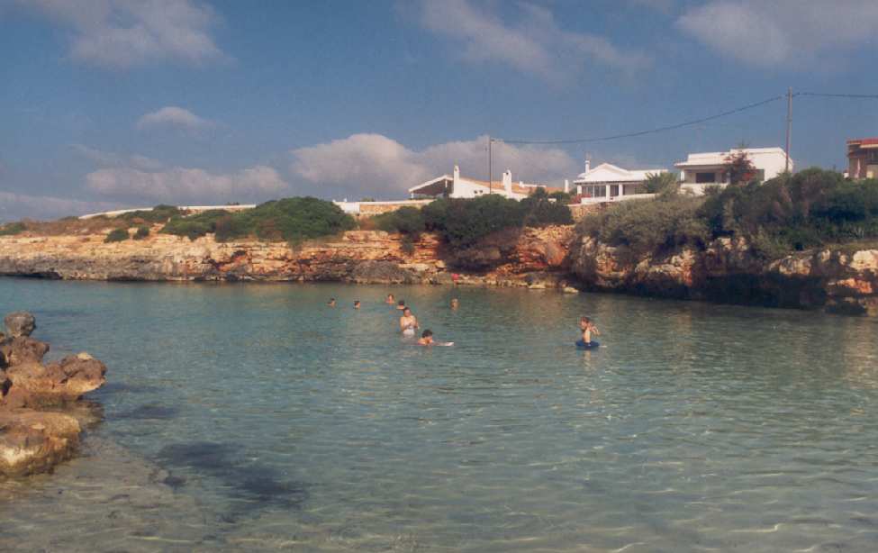 EN SA CALETA, MENORCA CON ALANA Y DANIEL