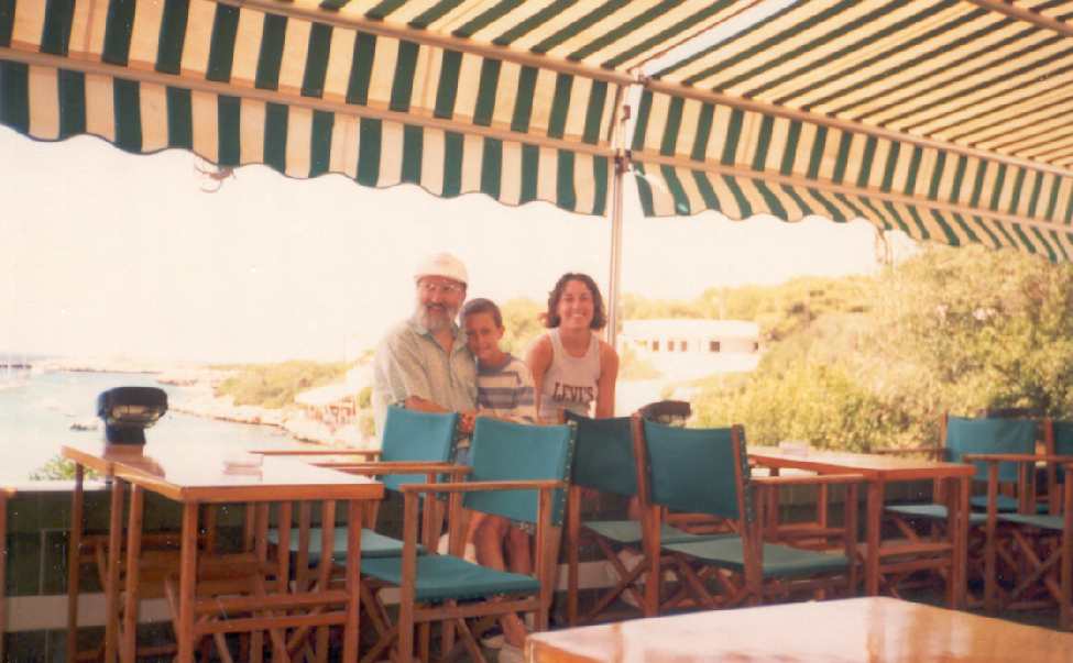 LAS PAELLAS EN CALA SANTANDRIA. MENORCA