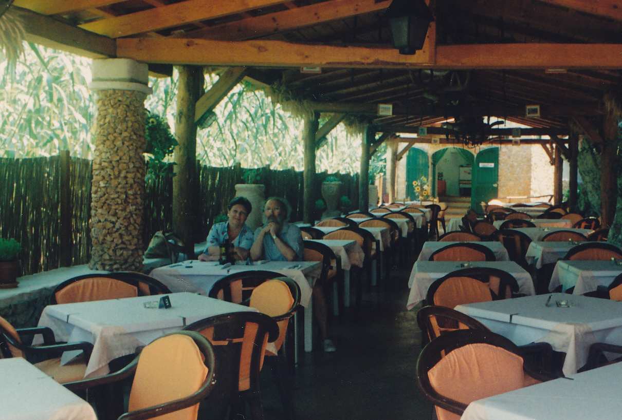 CALA SANTANDRIA, MENORCA