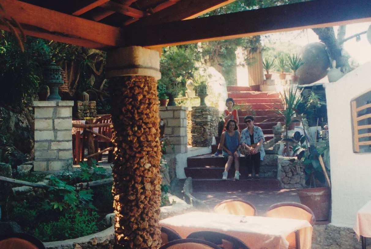 CALA SANTANDRIA, MENORCA