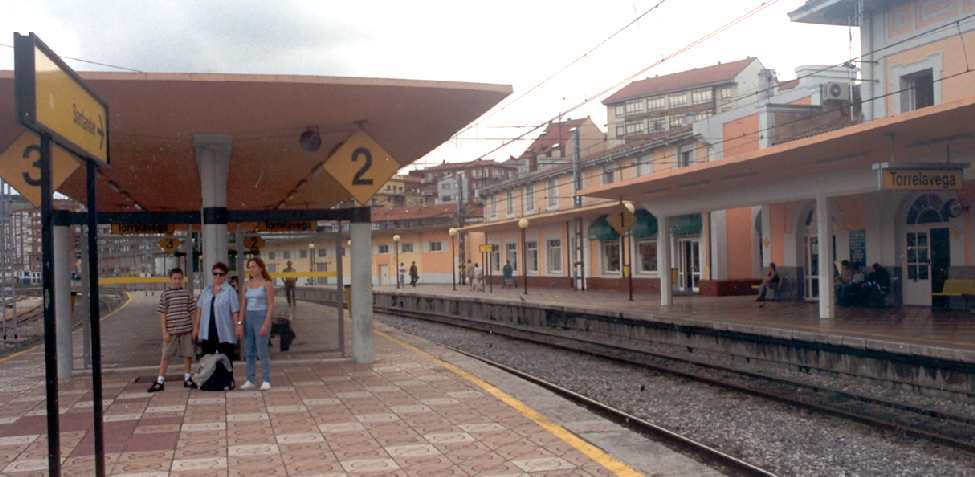 EN LA ESTACION DE TORRELAVEGA
